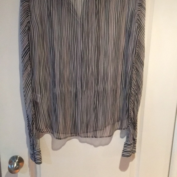 Silk equipment see threw shirt - Picture 4 of 7